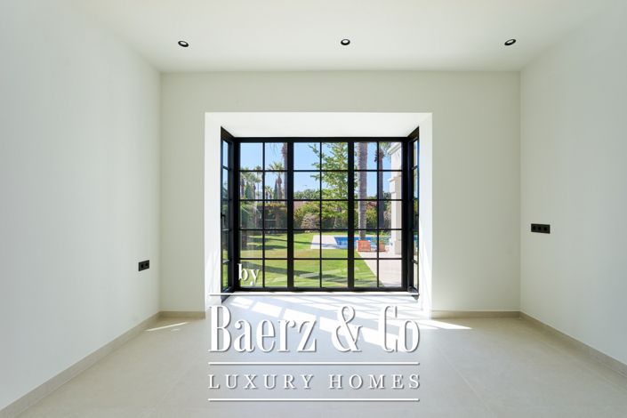 Image No.20-3 Bed Villa for sale