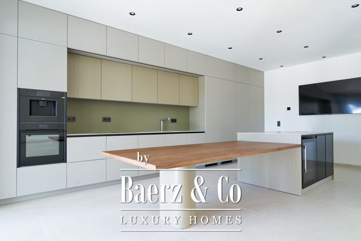 Image No.26-3 Bed Villa for sale