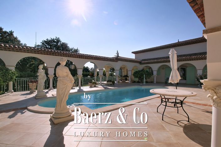 Image No.6-4 Bed Property for sale