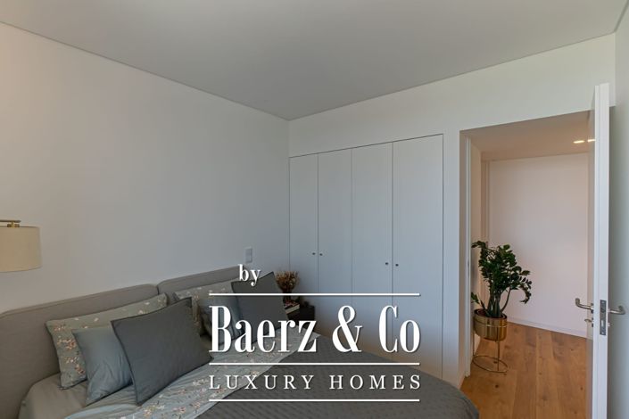 Image No.18-3 Bed Apartment for sale