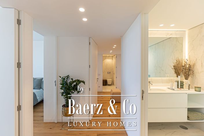 Image No.8-3 Bed Apartment for sale