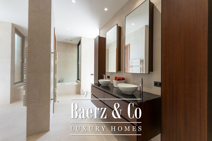 Image No.7-4 Bed Villa for sale