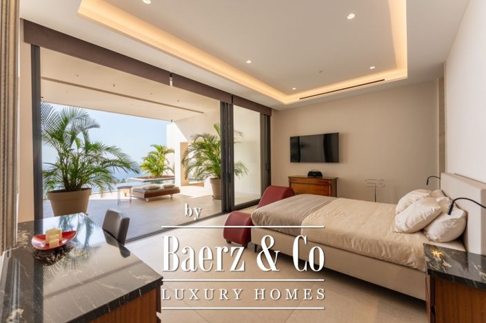 Image No.10-3 Bed Villa for sale