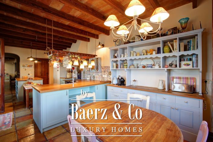 Image No.10-4 Bed Finca for sale