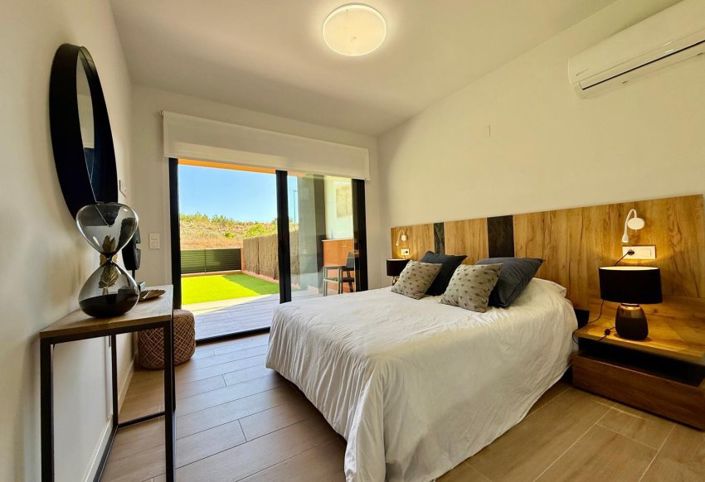 Image No.9-2 Bed Apartment for sale