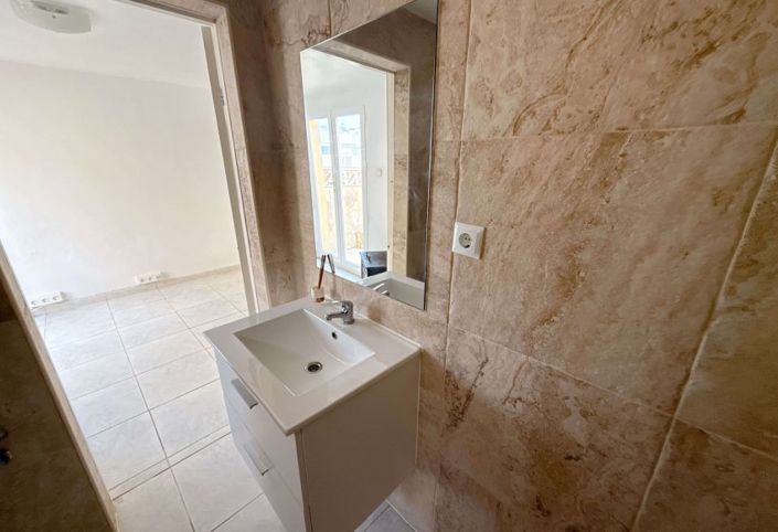 Image No.21-4 Bed Apartment for sale