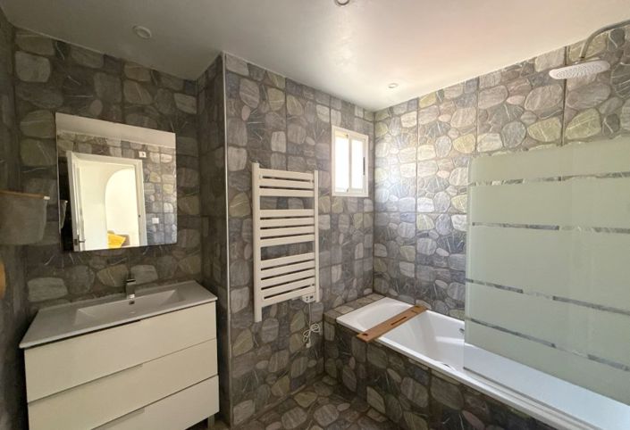 Image No.8-4 Bed Apartment for sale