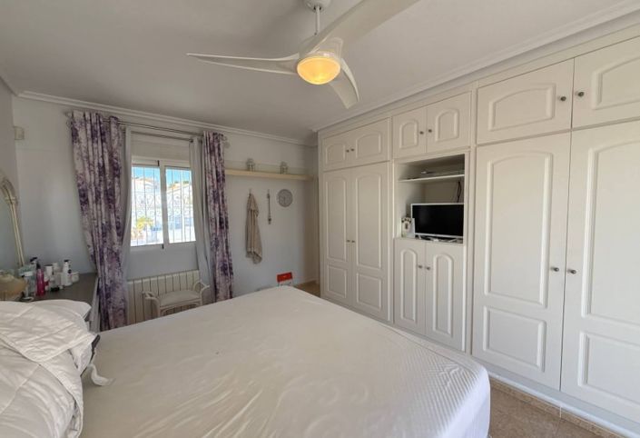 Image No.17-3 Bed Villa for sale