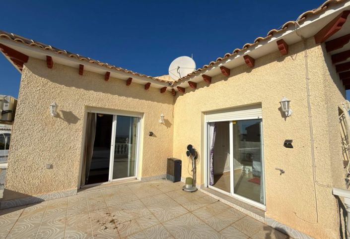 Image No.2-3 Bed Villa for sale