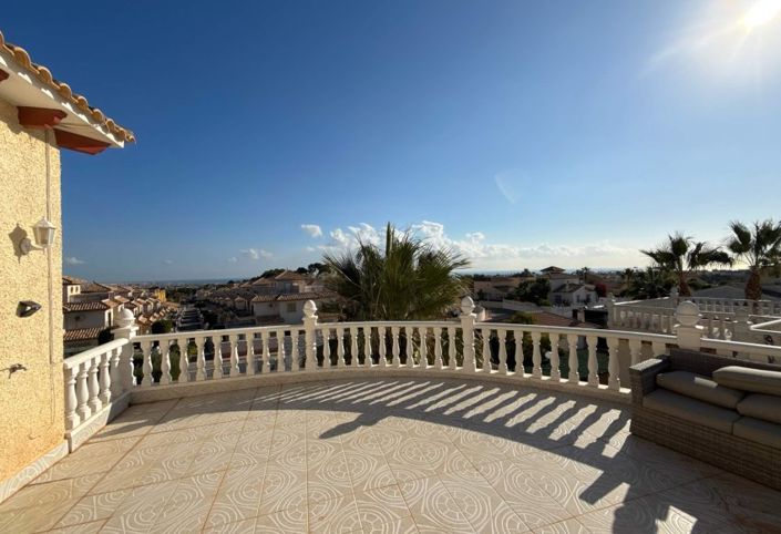 Image No.26-3 Bed Villa for sale