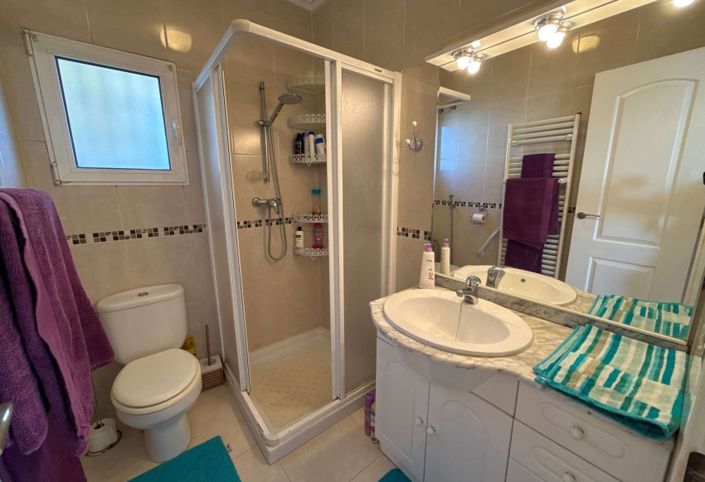 Image No.41-3 Bed Villa for sale