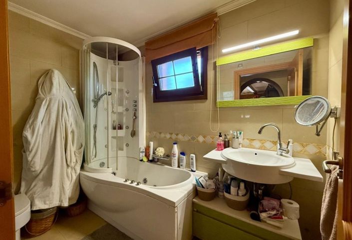 Image No.19-5 Bed Villa for sale