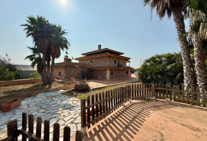 Image No.8-5 Bed Villa for sale