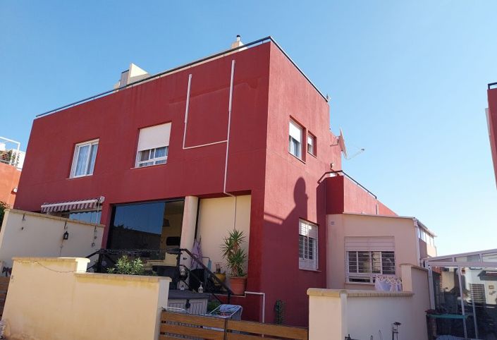 Image No.1-3 Bed Townhouse for sale