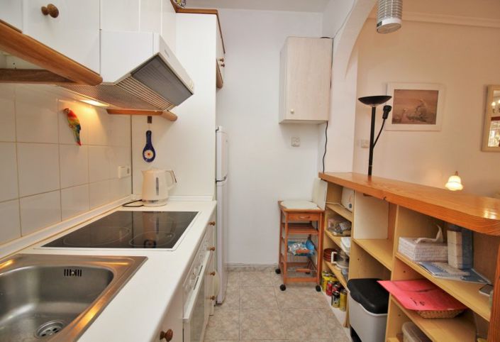 Image No.12-2 Bed Townhouse for sale