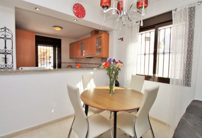 Image No.8-3 Bed Villa for sale