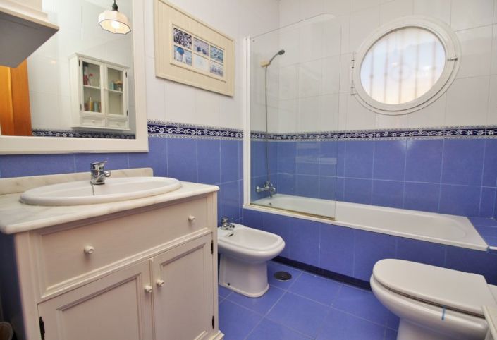 Image No.18-3 Bed Apartment for sale