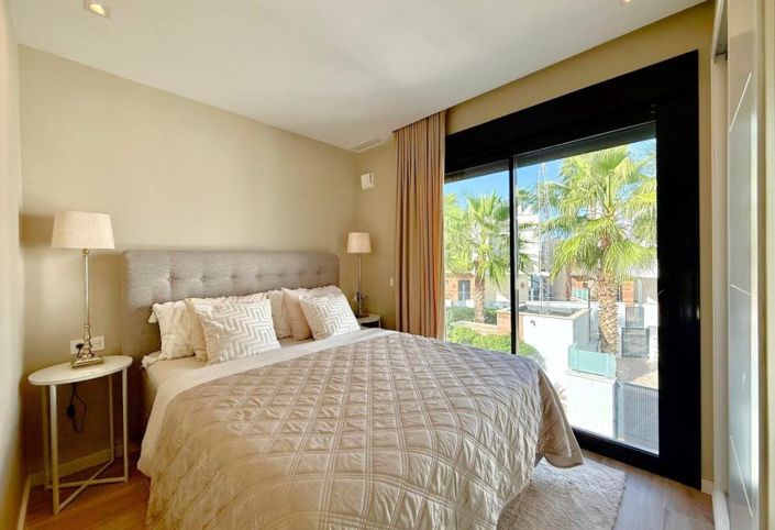 Image No.12-3 Bed Villa for sale