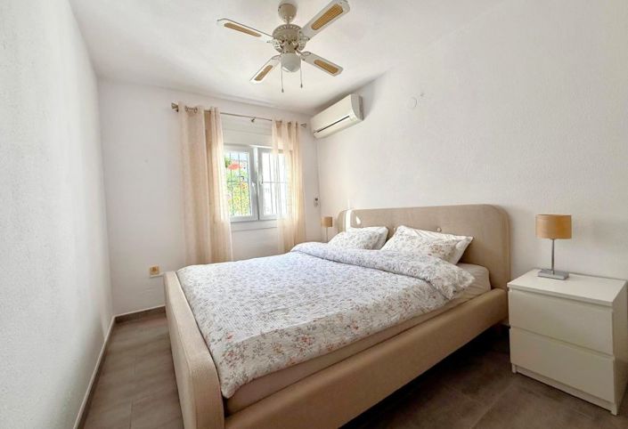 Image No.11-3 Bed Townhouse for sale