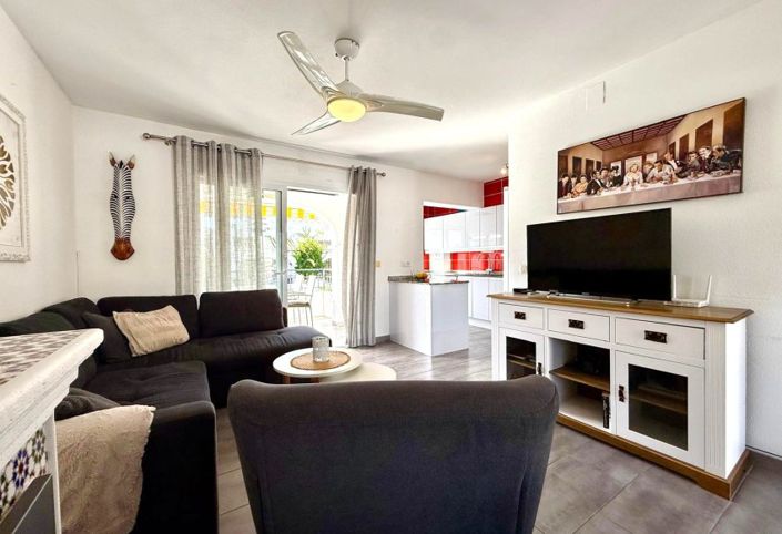 Image No.6-3 Bed Townhouse for sale