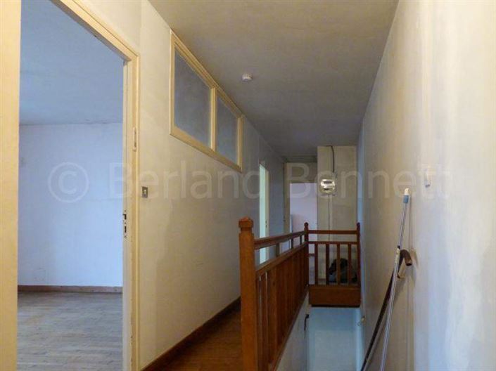 Image No.5-3 Bed House for sale