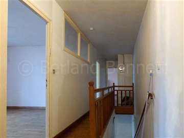 5d118f6d-65a9-7b60-4c6c-a60605baa24e