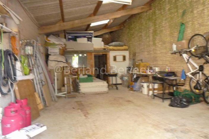 Image No.15-3 Bed House for sale