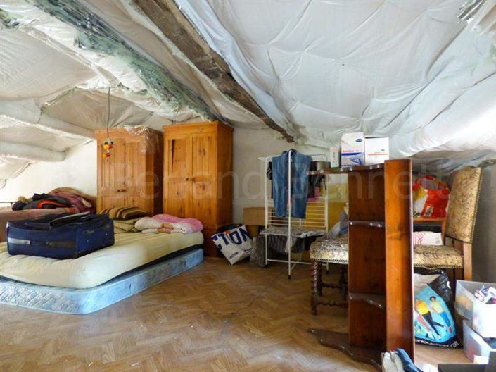 Image No.11-1 Bed House for sale