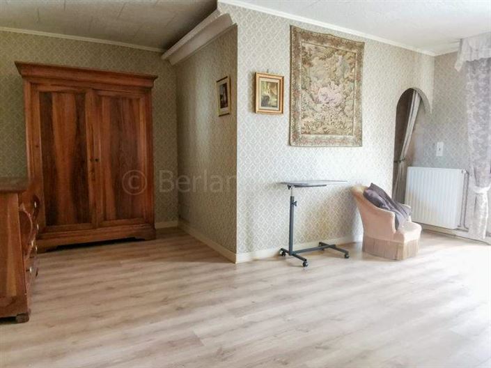 Image No.15-3 Bed House for sale