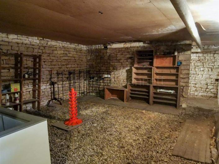 Image No.24-3 Bed House for sale