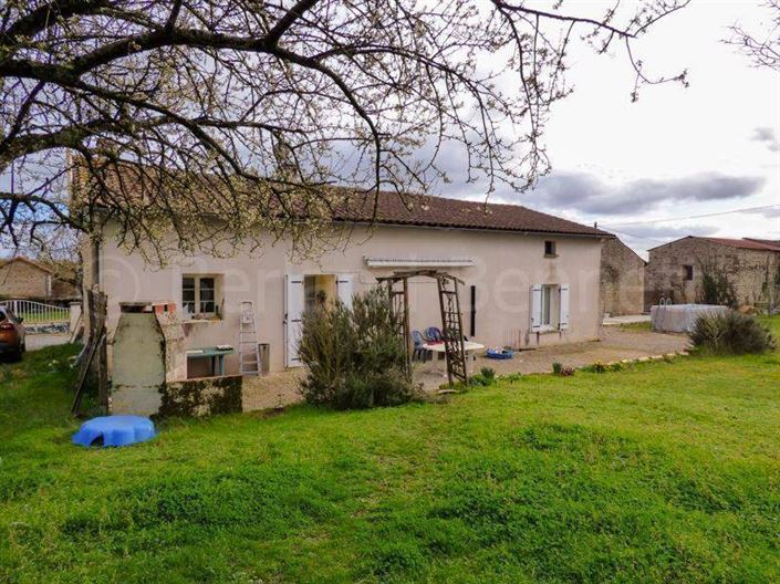 Image No.18-4 Bed House for sale