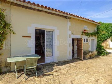 2aa50d6d-b634-3202-4d7f-035c2e582423