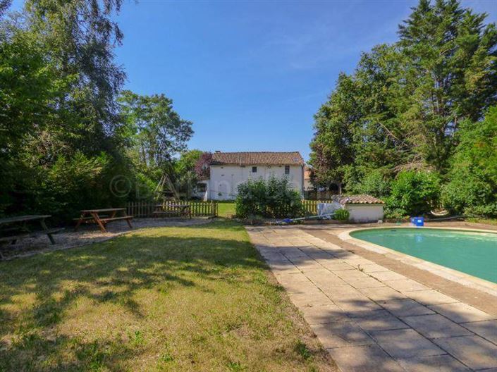 Image No.32-9 Bed House for sale