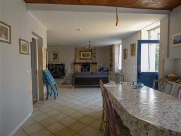 7f5b1e57-d5c1-fbb8-0986-9ce88154660e