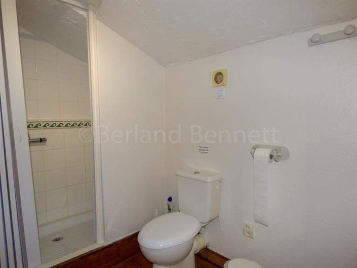 Image No.9-9 Bed House for sale