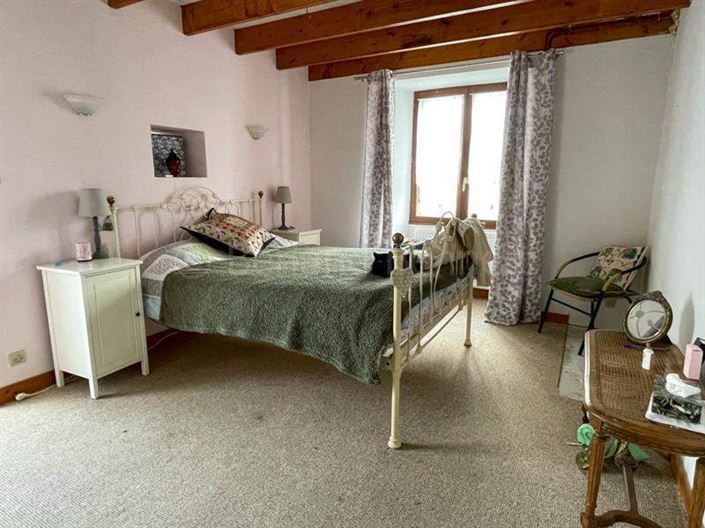 Image No.13-3 Bed House for sale