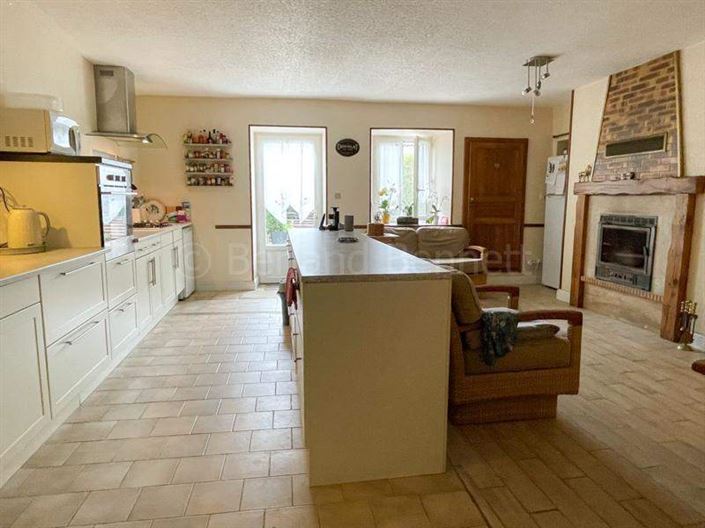 Image No.2-3 Bed House for sale