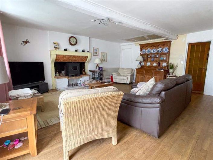 Image No.7-3 Bed House for sale