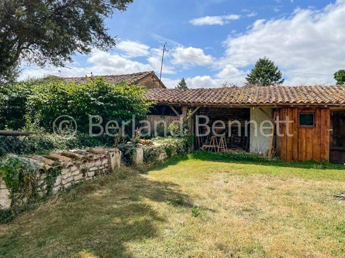 Image No.17-5 Bed House for sale