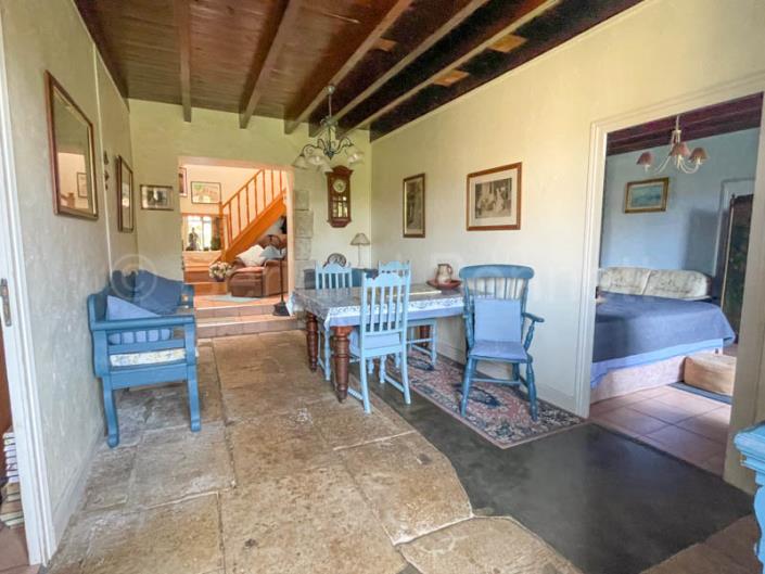 Image No.3-3 Bed House for sale