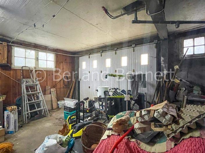 Image No.15-4 Bed House for sale