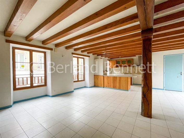 Image No.11-3 Bed House for sale