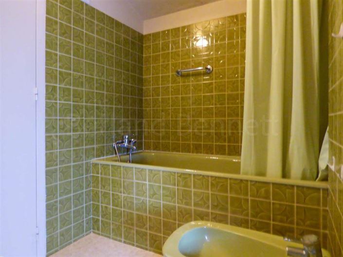 Image No.8-1 Bed House for sale