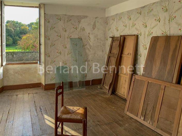 Image No.11-4 Bed House for sale