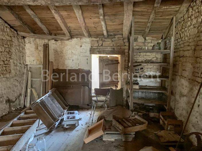 Image No.16-4 Bed House for sale