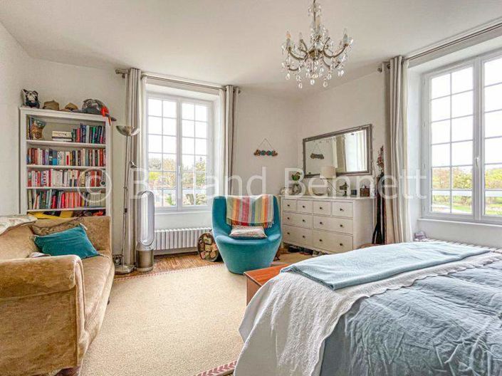 Image No.16-4 Bed House for sale