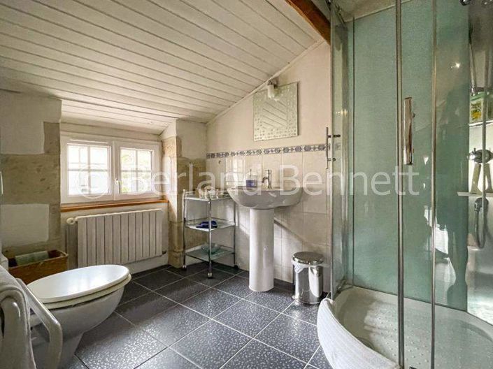 Image No.19-4 Bed House for sale