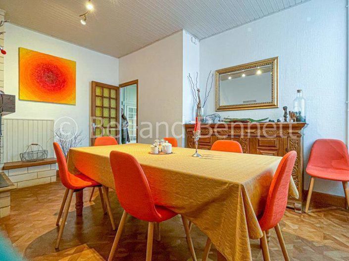 Image No.6-4 Bed House for sale