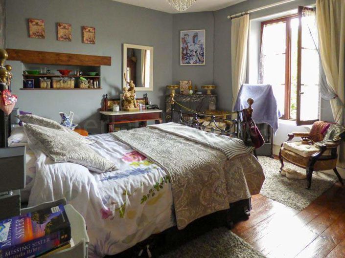 Image No.13-2 Bed House for sale