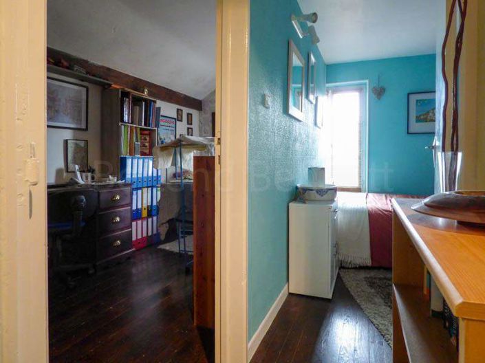 Image No.14-2 Bed House for sale